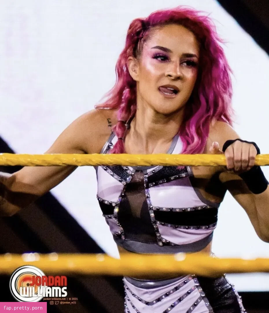 Dakota Kai - Photo #08