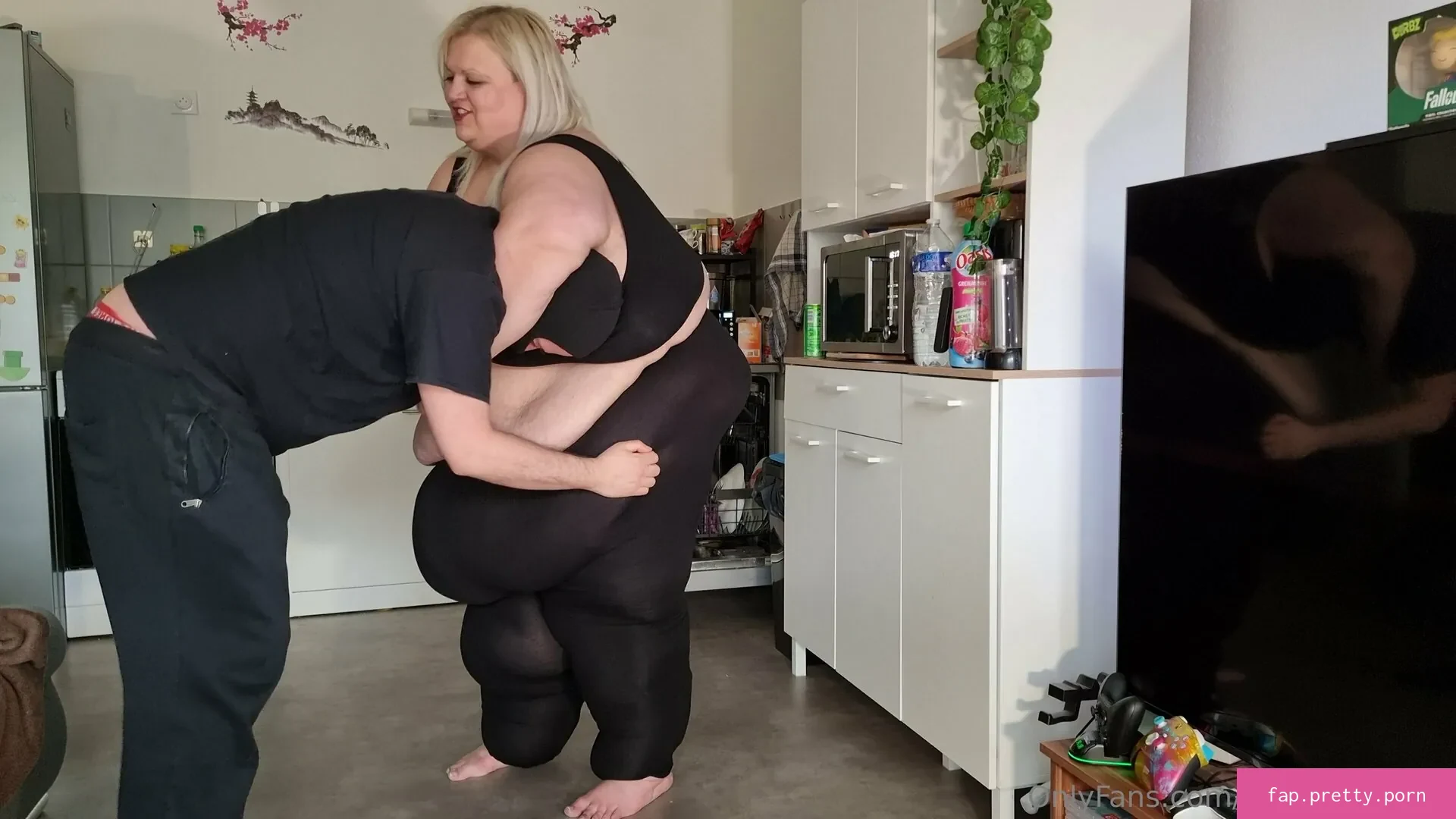 doughbellygirl - Photo #25