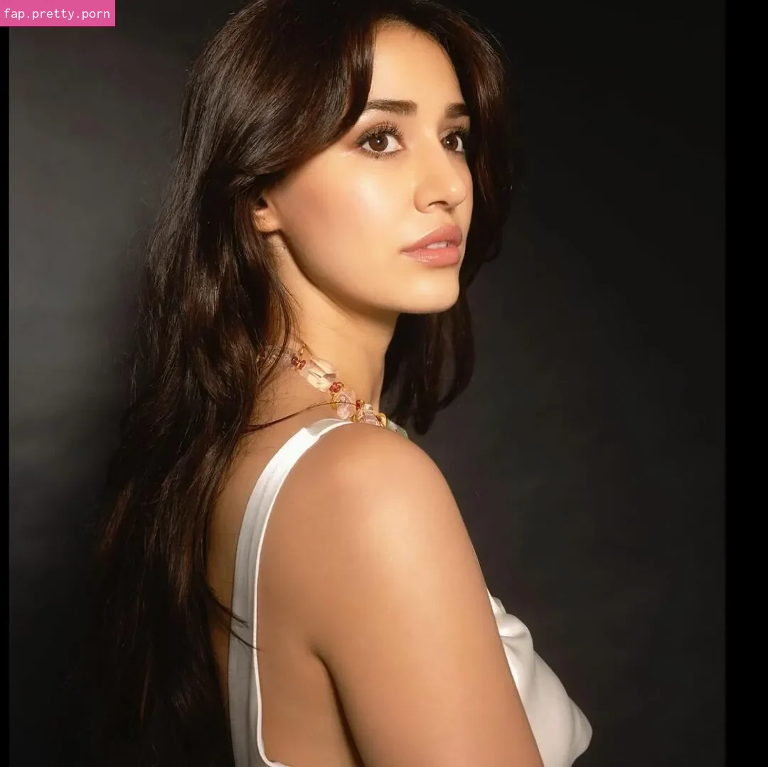 Disha Patani - Photo #11