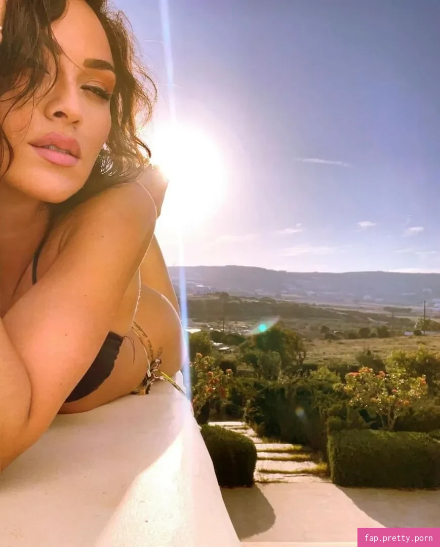 Dora Panteli content