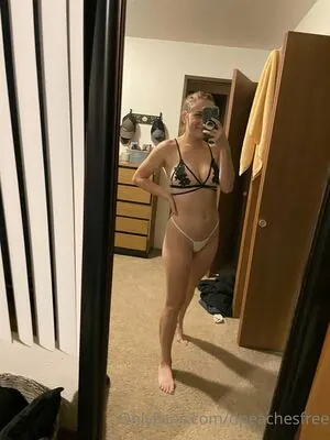 dpeachesfree content