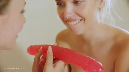 Double Sided Dildo content