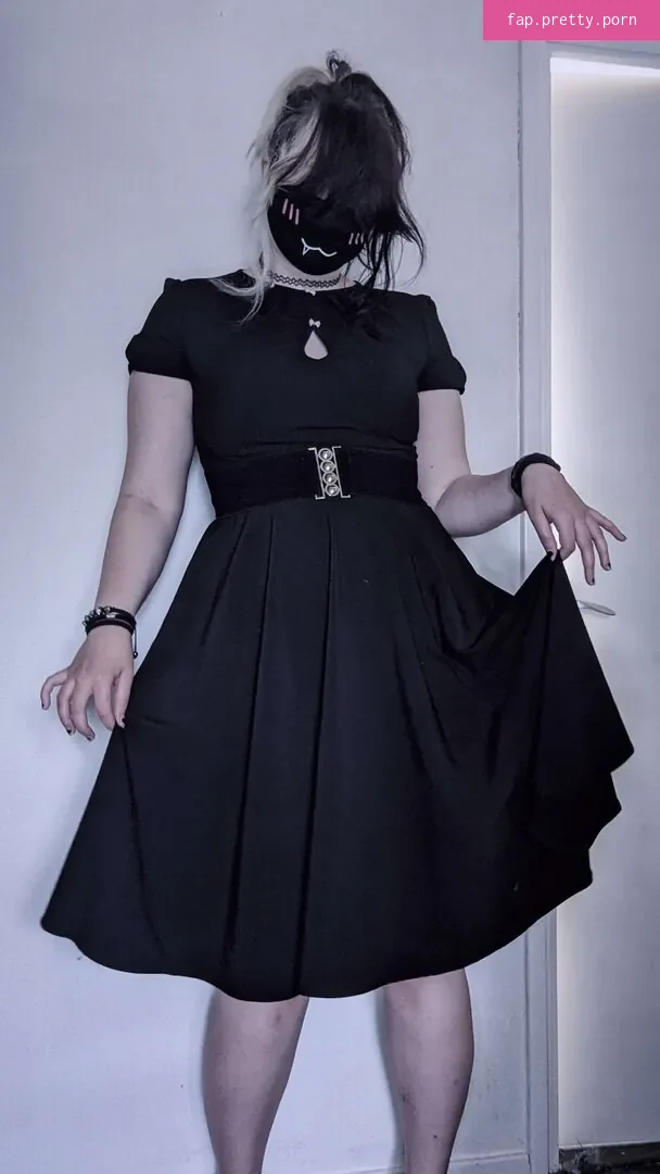 Easygoinggoth - Photo #11