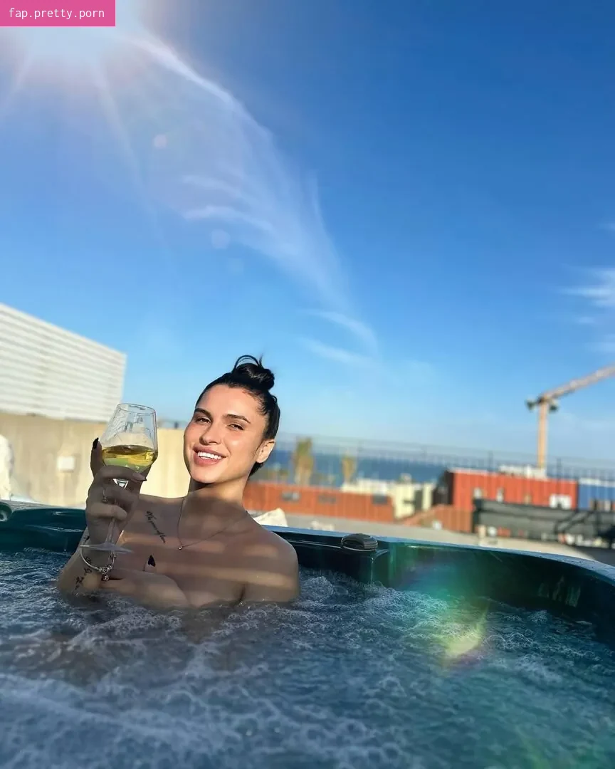 Eden Arad content
