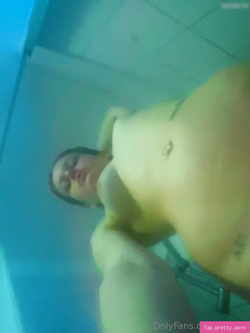 Elliecutiee / b_anni - Photo #74