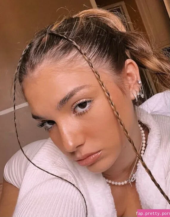 Emily Detterich - Photo #11