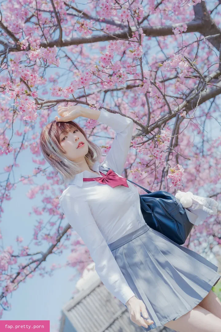 eeelyeee - Photo #00