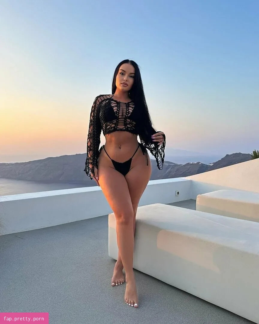 Emilia Emjeni - Photo #02