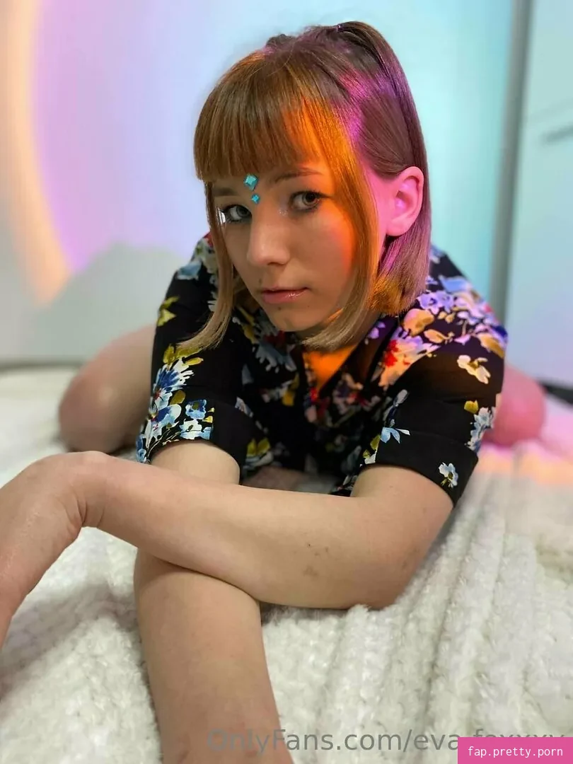 eva.foxxxy - Photo #44