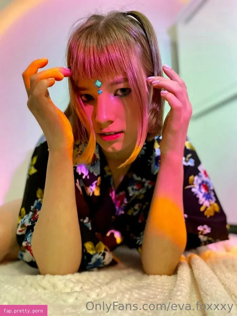 eva.foxxxy - Photo #71