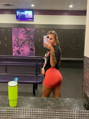 Elisha Helton content