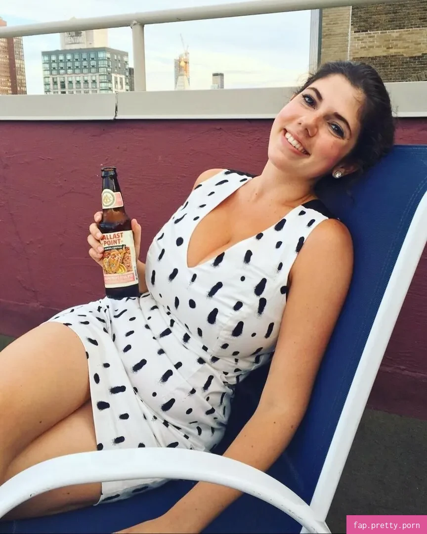 Emily Helen Barry - Photo #82