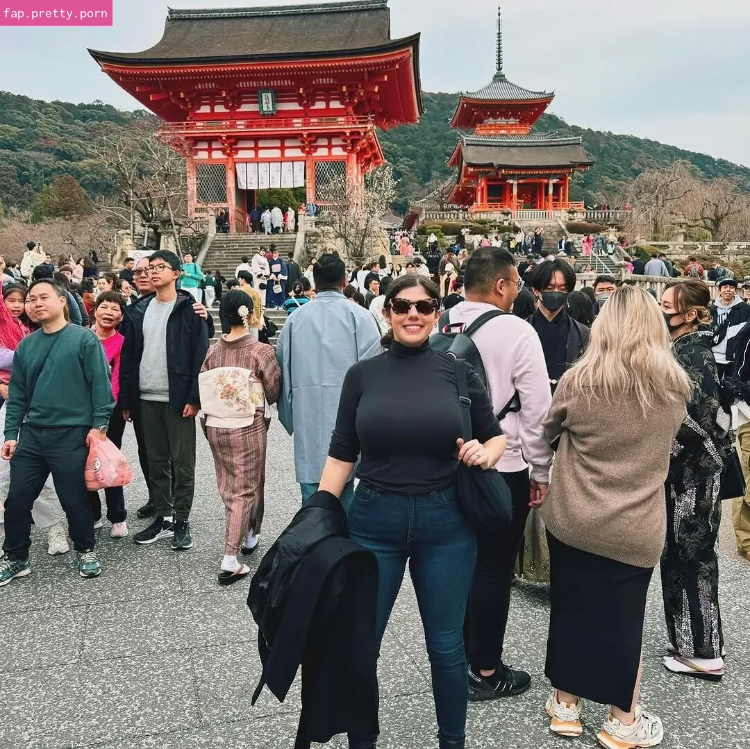 Emily Helen Barry - Photo #09