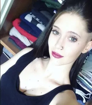 eleperuffo_ content