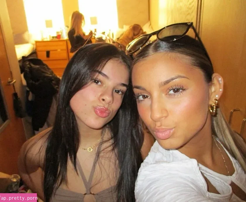 ellaagrantt - Photo #23