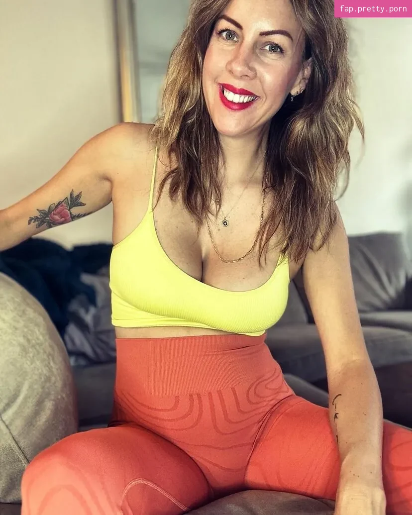 elleblackmagpie - Photo #56