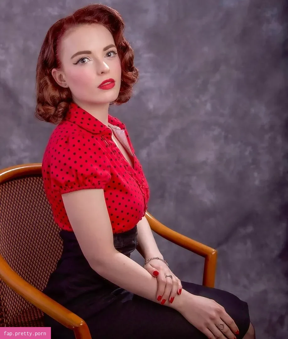 Ellie Littlechild content