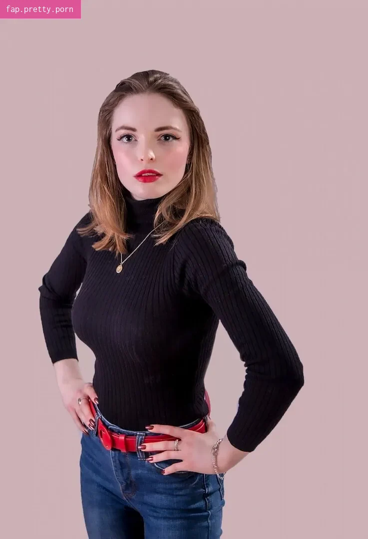 Ellie Littlechild - Photo #32