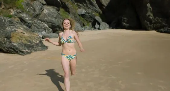 Evanna Lynch content