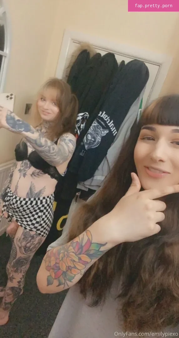 emilypiexo - Photo #36