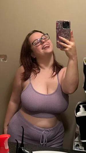 Emmybear1005 content