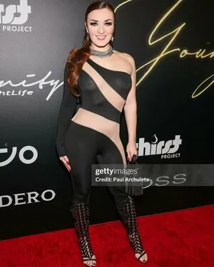 Erin_Micklow content