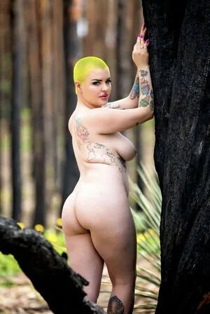 Erika Owens90 Day Fiancé content