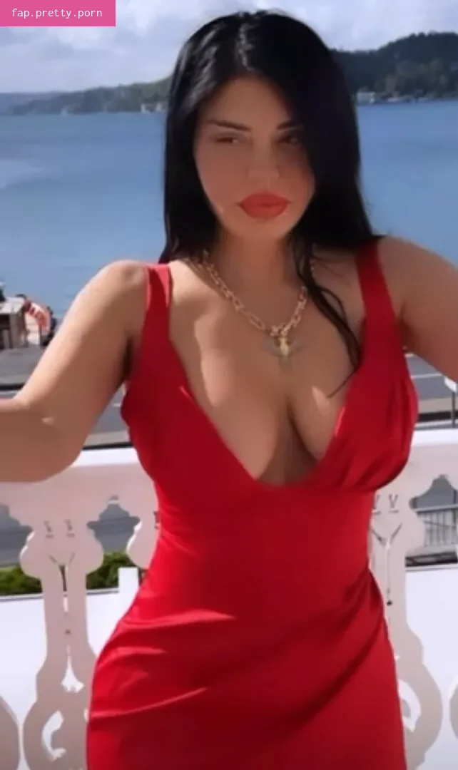 Ebru Polat - Photo #37