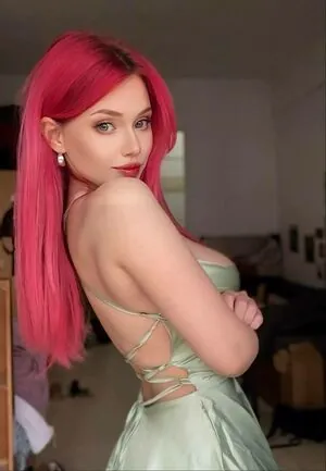 Elizabeth Renard content