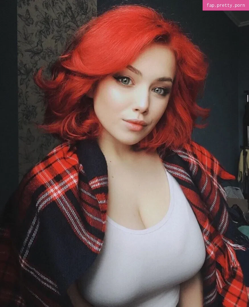 Elizabeth Renard - Photo #13