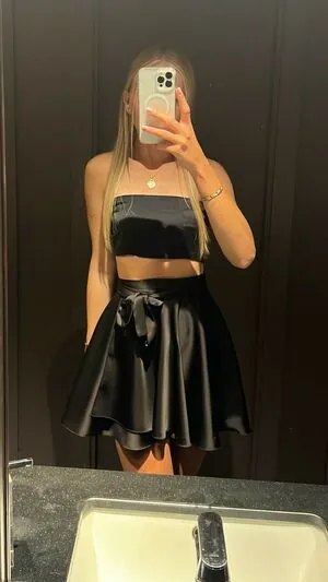 Emily_Stevens content