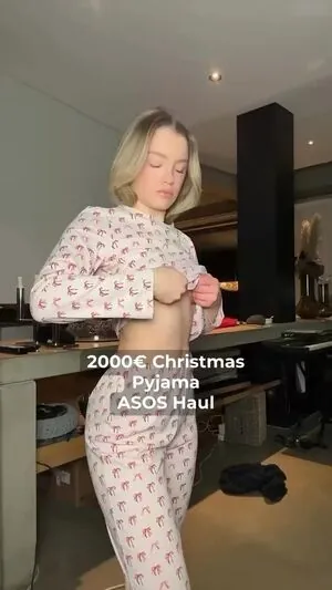 Emma Svenningson content