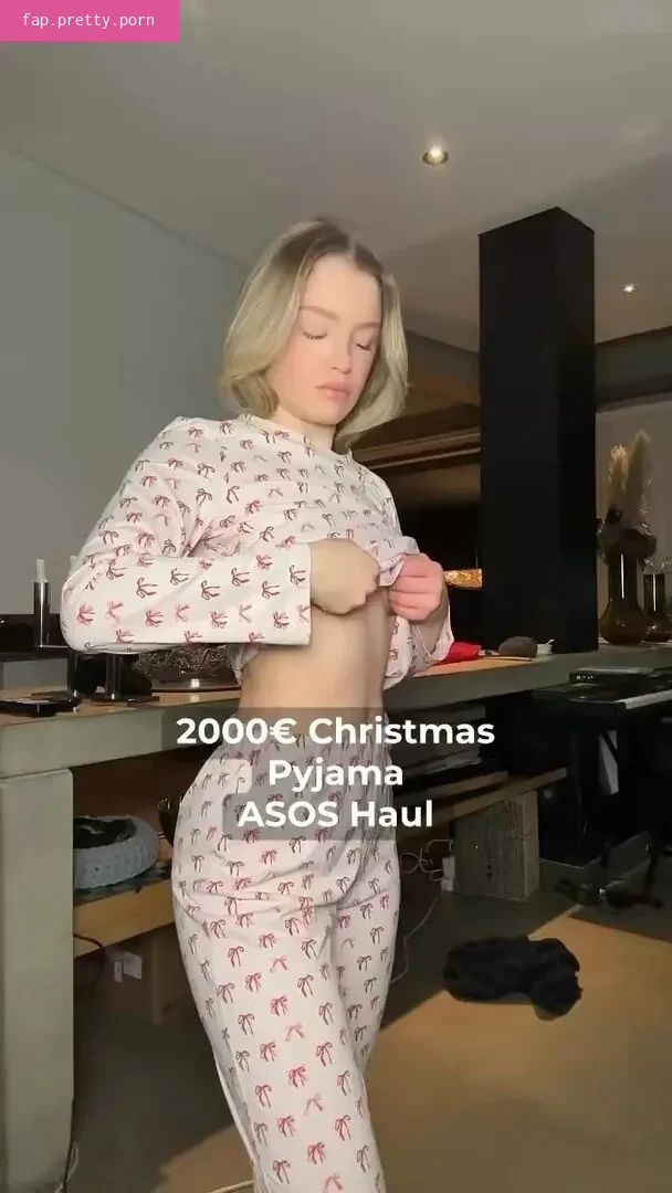 Emma Svenningson - Photo #33