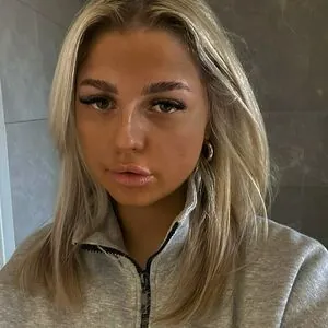 Elizabeth Taylor content