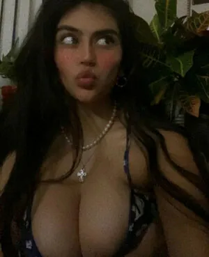 Emilia Torres content