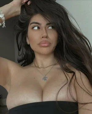 Emilia Torres content