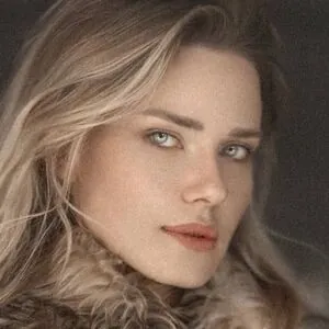 Eve Tsur