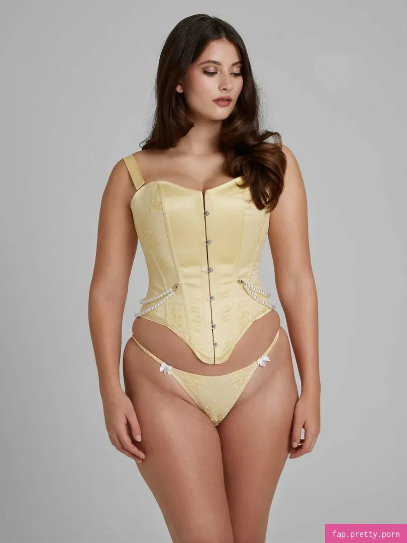 Ellie Weston - Photo #94