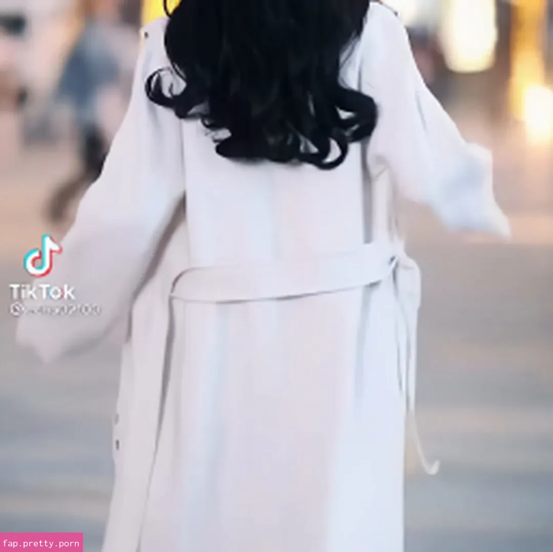 Echo Yue - Photo #65