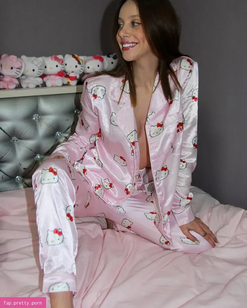 Emuna Zuzut - Photo #07