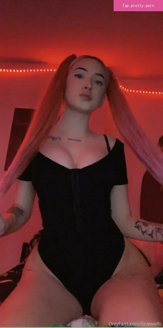 Favewaifu - Photo #24