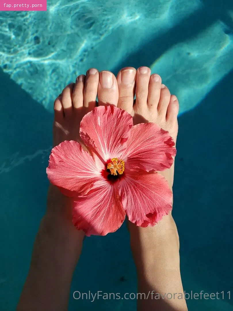favorablefeet11 - Photo #04