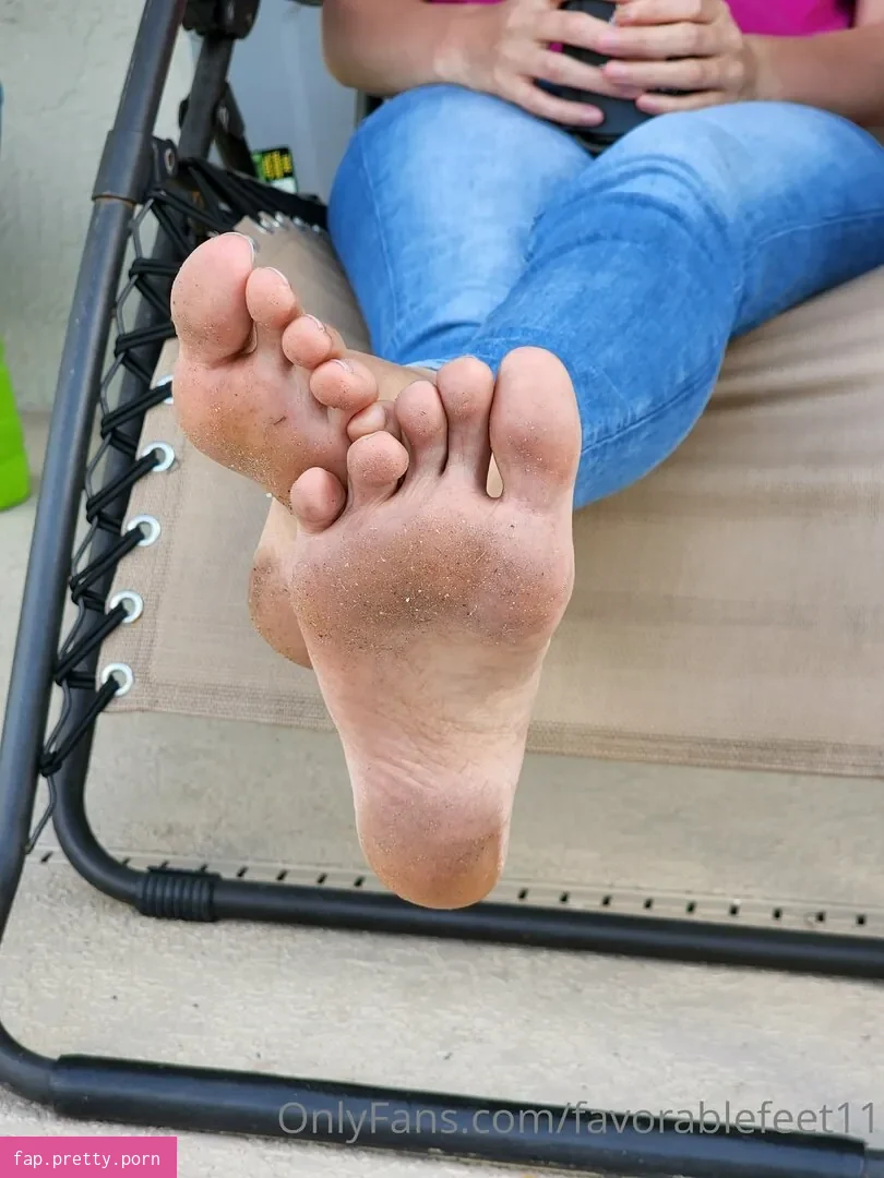 favorablefeet11 - Photo #10