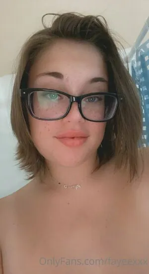 fayeexxx content