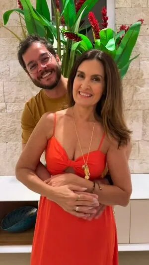 Fátima Bernardes content