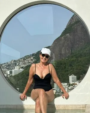 Fátima Bernardes content