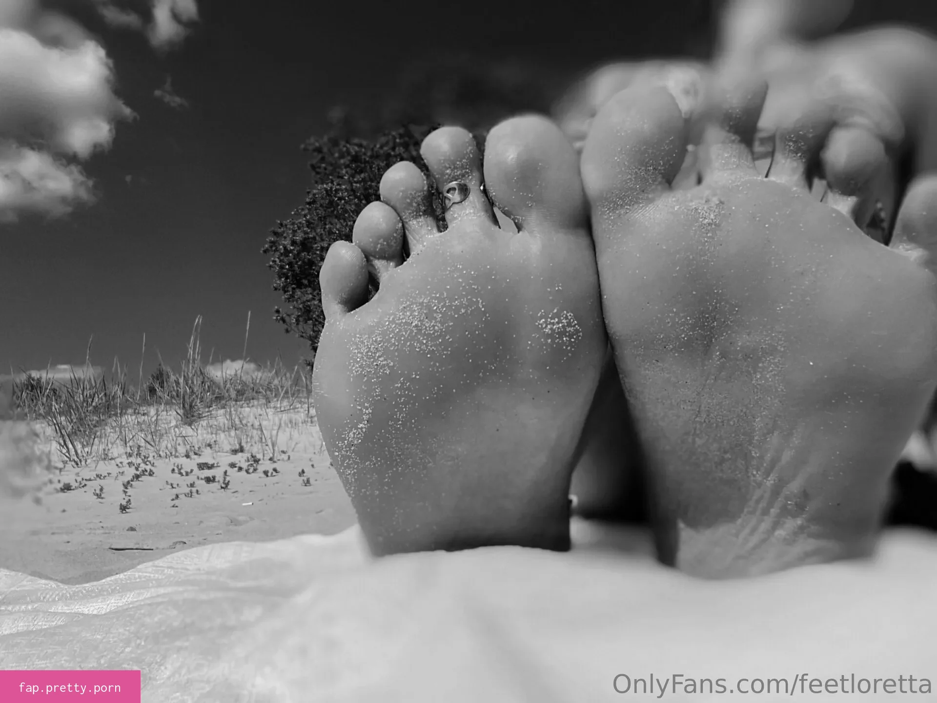 feetloretta - Photo #54