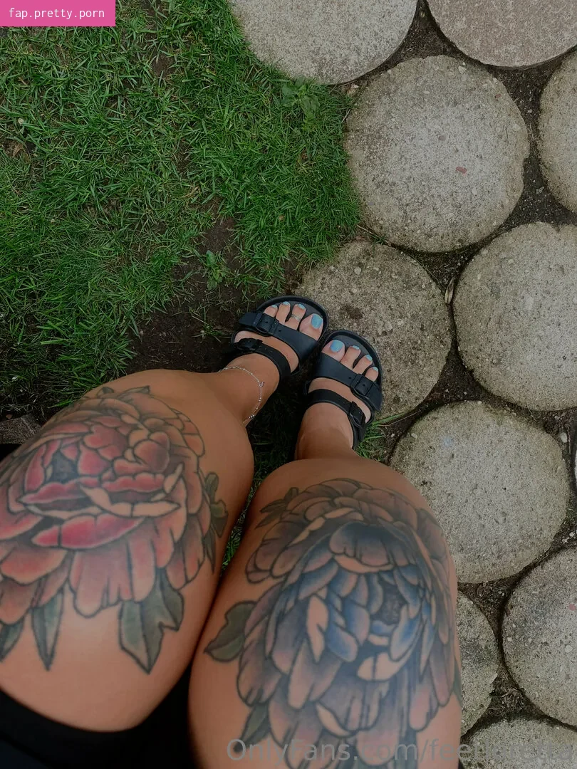 feetloretta - Photo #59