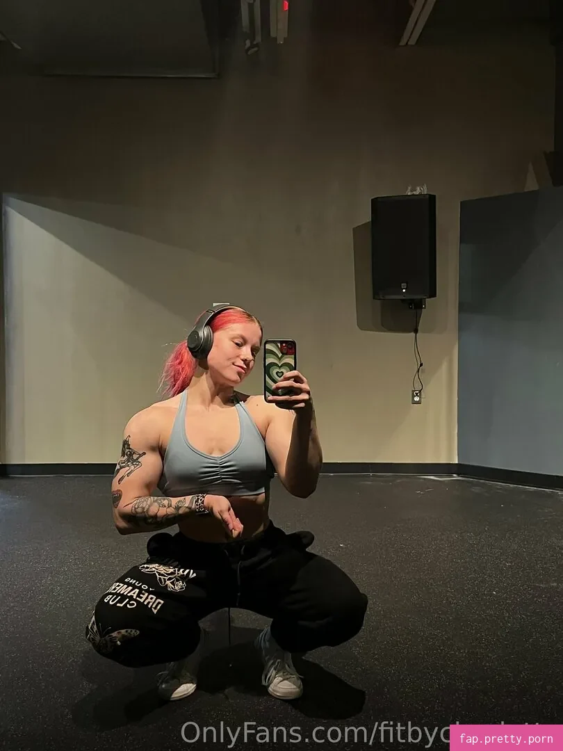 fitbycharlotte - Photo #04