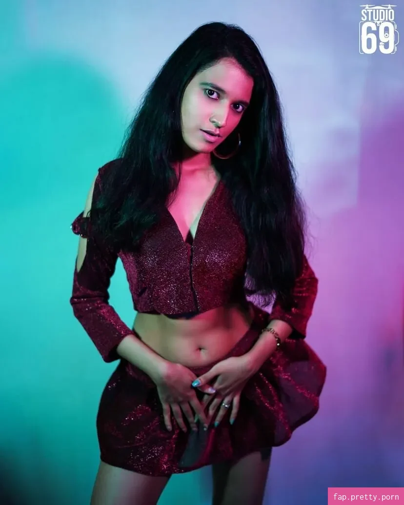 Foxy Queen - Photo #02